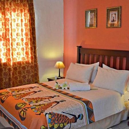Lily Bed & Breakfast Città del Capo Esterno foto